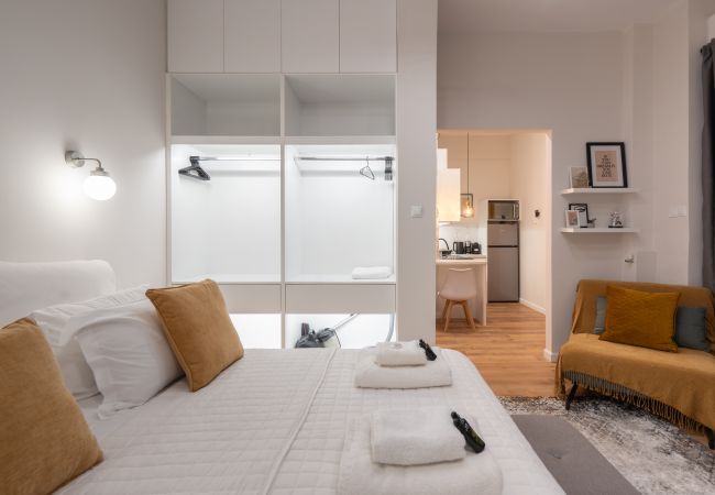 Studio in Athens - Loft Suite In Syntagma |Metro |Best Location