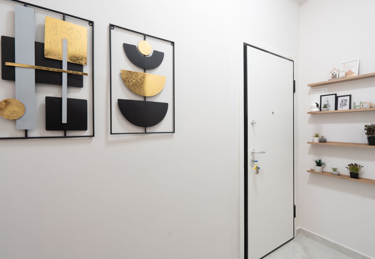 Studio in Athens - Amerikis 18 Right