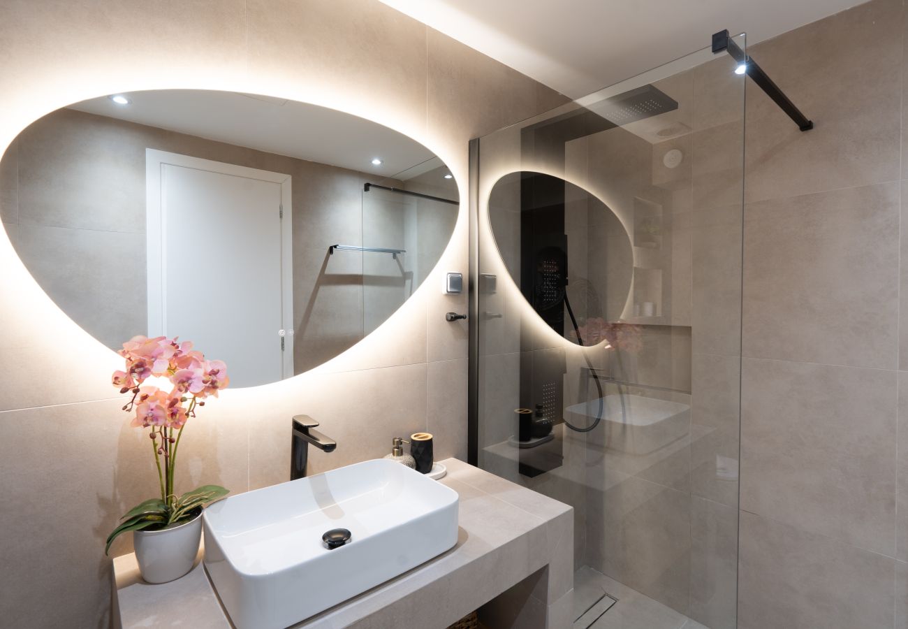 Studio in Athens - Loft Suite In Syntagma |Metro |Best Location