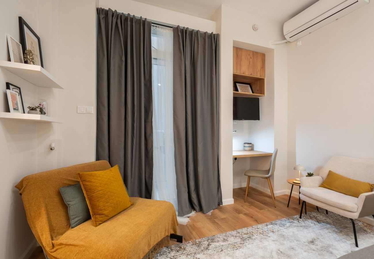 Studio in Athens - Loft Suite In Syntagma |Metro |Best Location