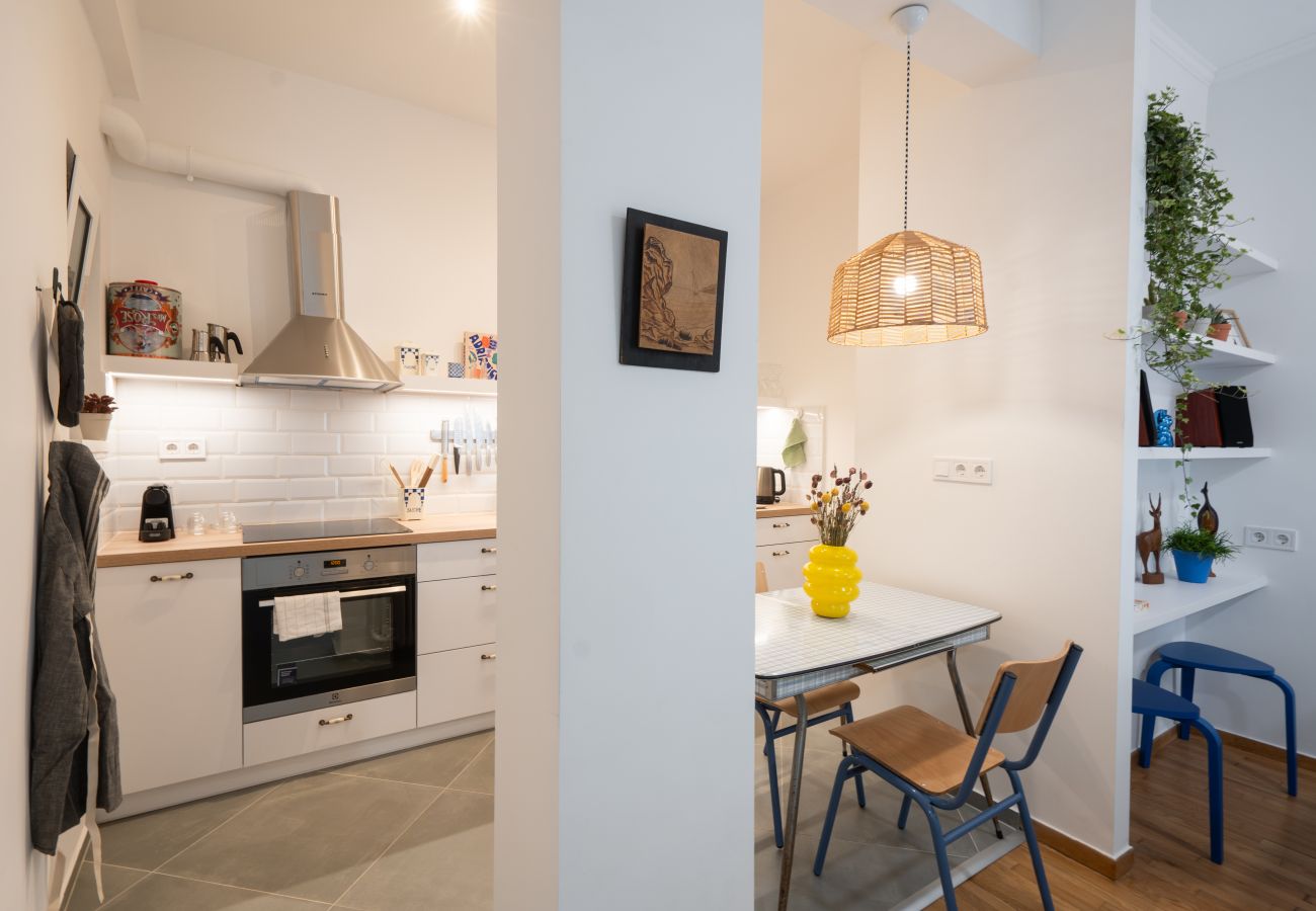 Apartment in Athens - 1BR Next to Metro | Modern Comfort