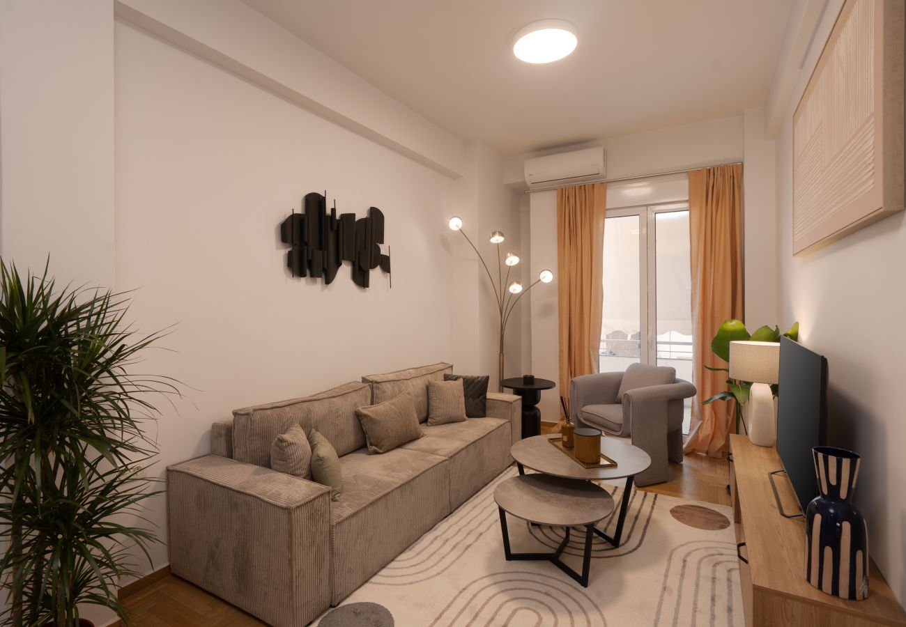 Apartment in Athens - Spacious | Modern 2BR Near Kalimarmaro | Pagkrati