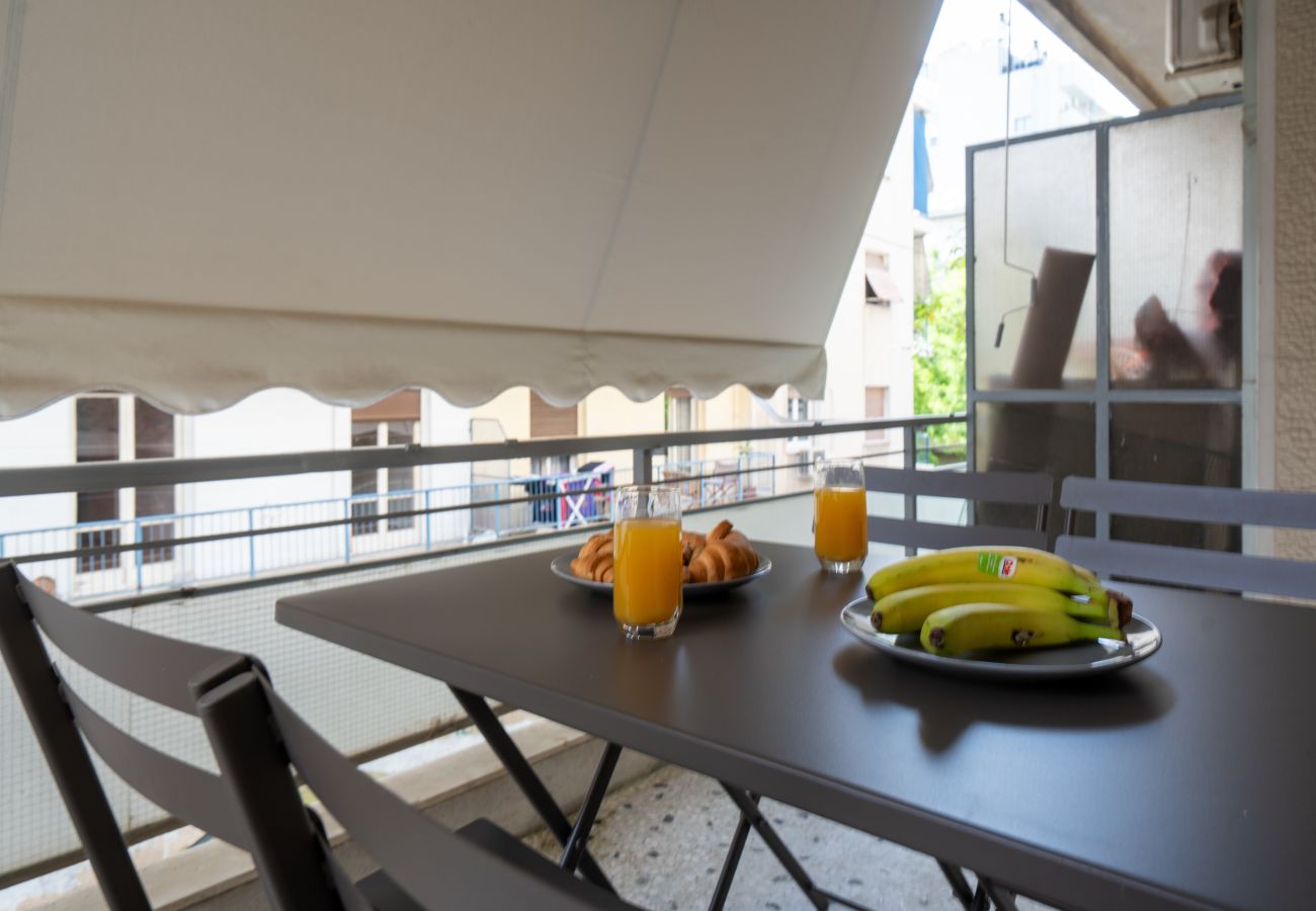 Apartment in Athens - Spacious | Modern 2BR Near Kalimarmaro | Pagkrati