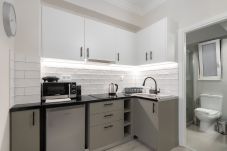 Apartment in Athens - Ag. Filotheis 11 Right