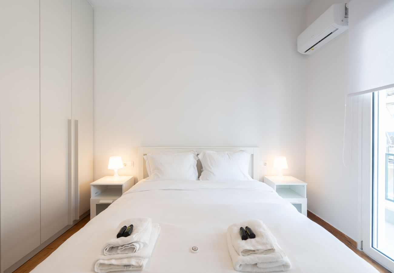 Apartment in Athens - Spacious 2BR · Playroom Board Games · Family-Home