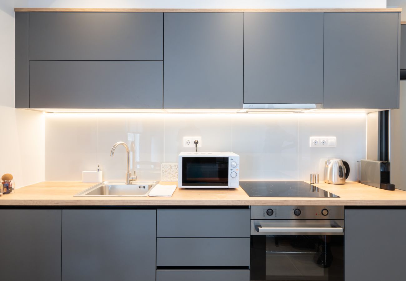 Apartment in Athens - Spacious 2BR · Playroom Board Games · Family-Home