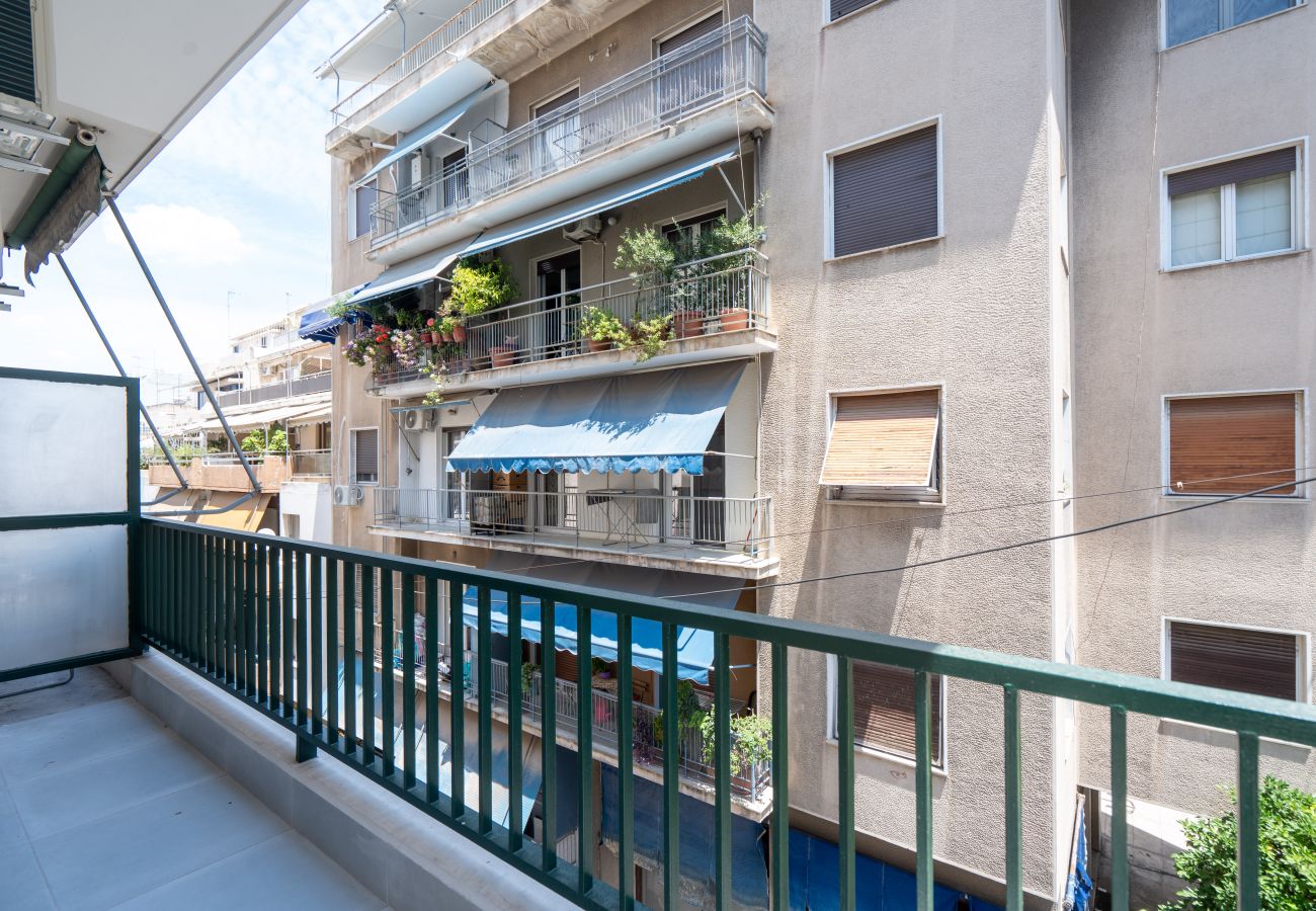 Apartment in Athens - Spacious 2BR · Playroom Board Games · Family-Home