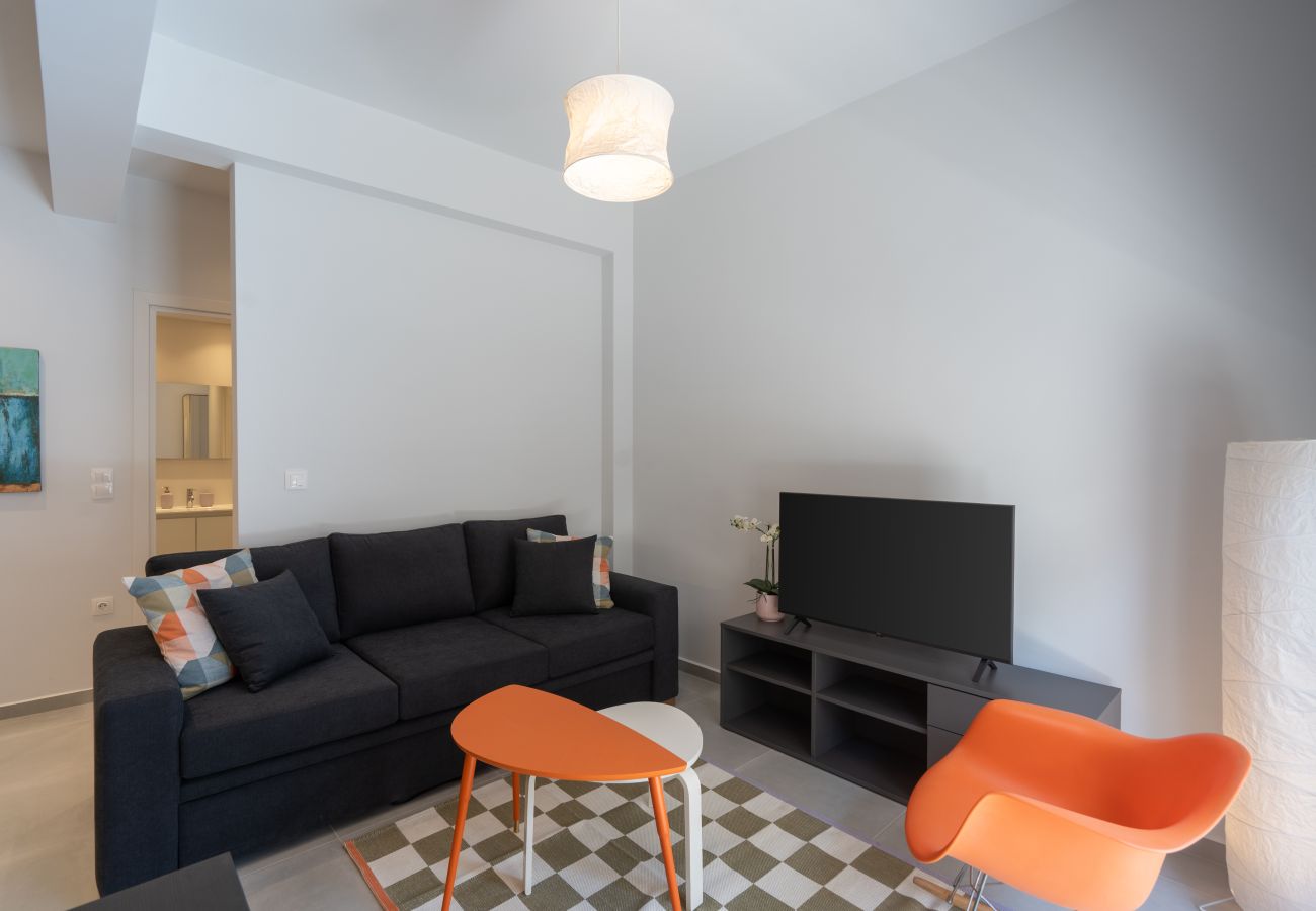Apartment in Athens - Spacious 2BR · Playroom Board Games · Family-Home