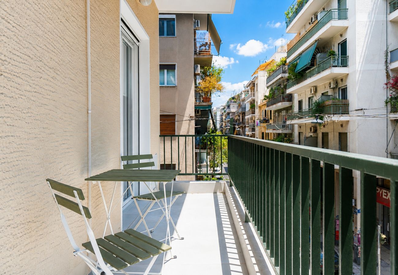 Apartment in Athens - Spacious 2BR · Playroom Board Games · Family-Home