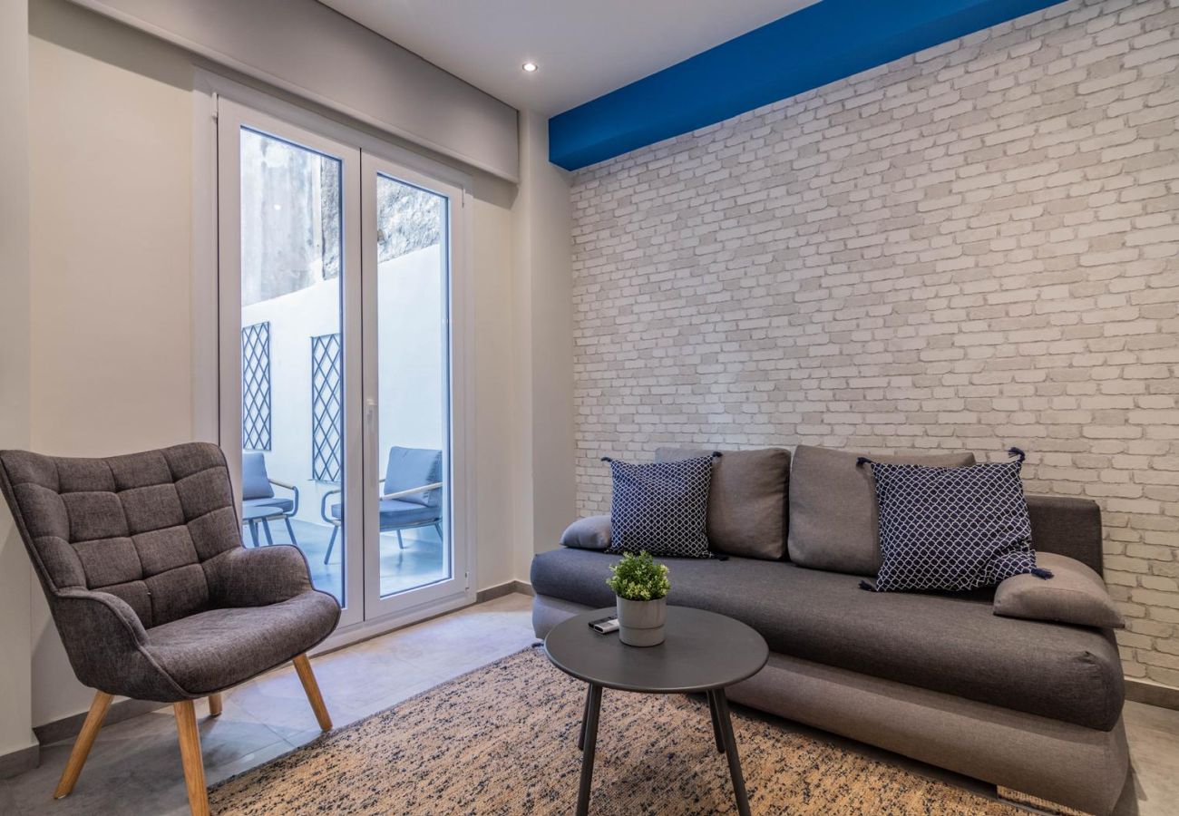 Apartment in Athens - Luxury Studio w/ Backyard Near Plaka & Acropolis 1