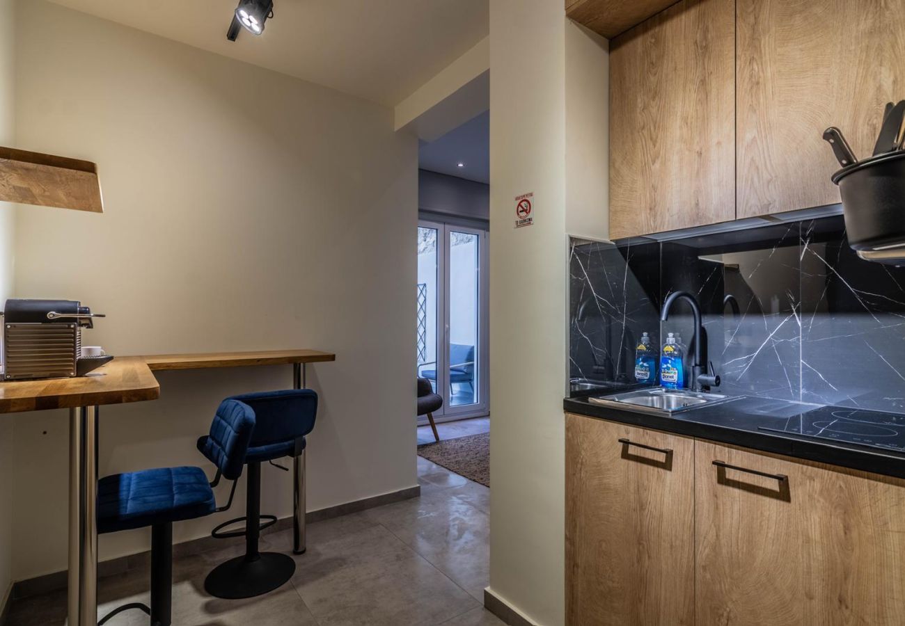 Apartment in Athens - Luxury Studio w/ Backyard Near Plaka & Acropolis 1