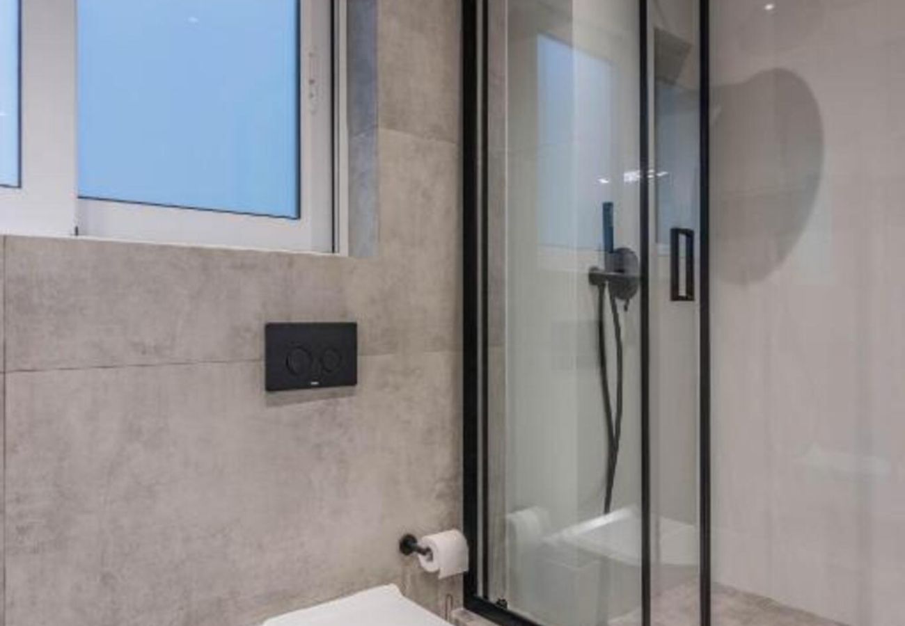 Apartment in Athens - Luxurius Studio Close to Monastiraki & Plaka 