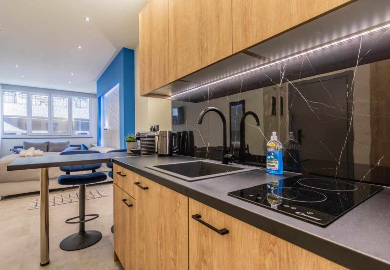 Apartment in Athens - Luxurius Studio Close to Monastiraki & Plaka 