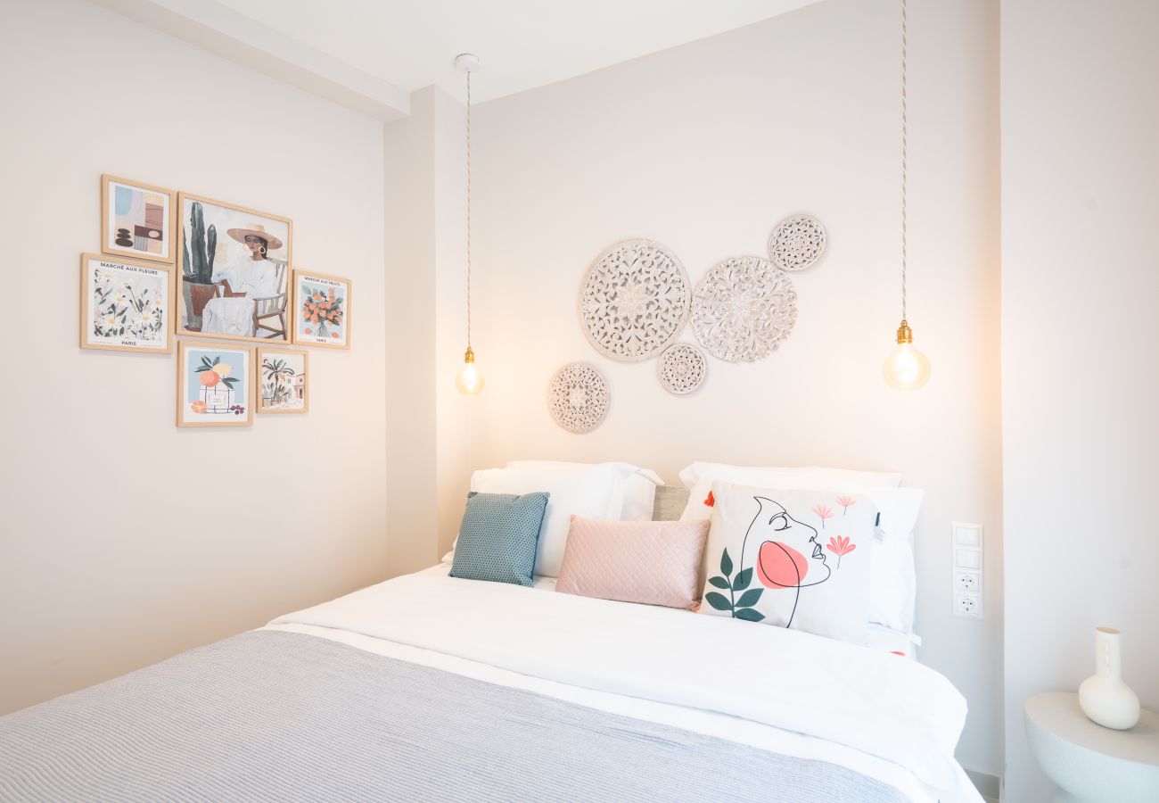 Apartment in Athens - 2BR Beautiful Apt In Thissio Near Agora &Acropolis
