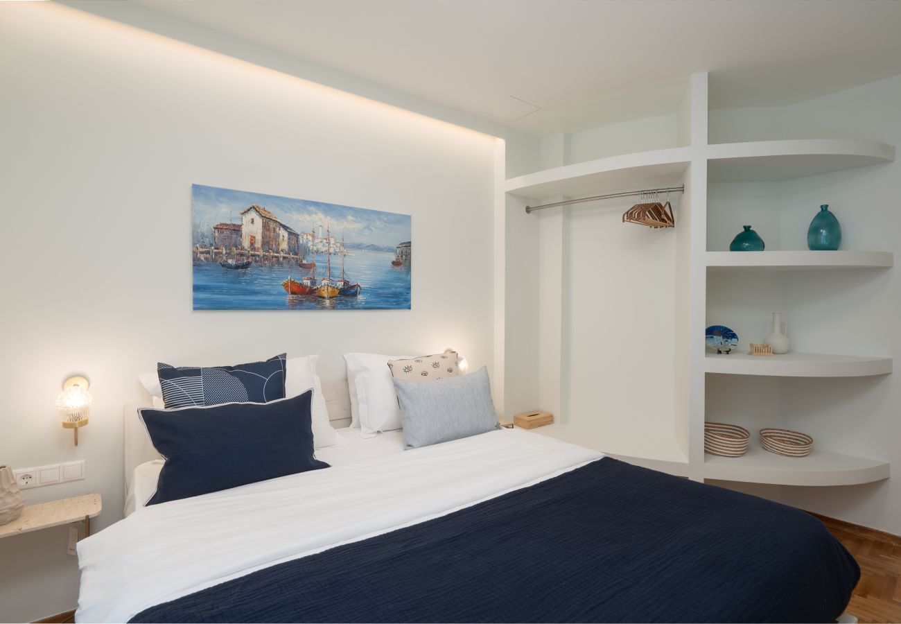 Apartment in Athens - 2BR Beautiful Apt In Thissio Near Agora &Acropolis