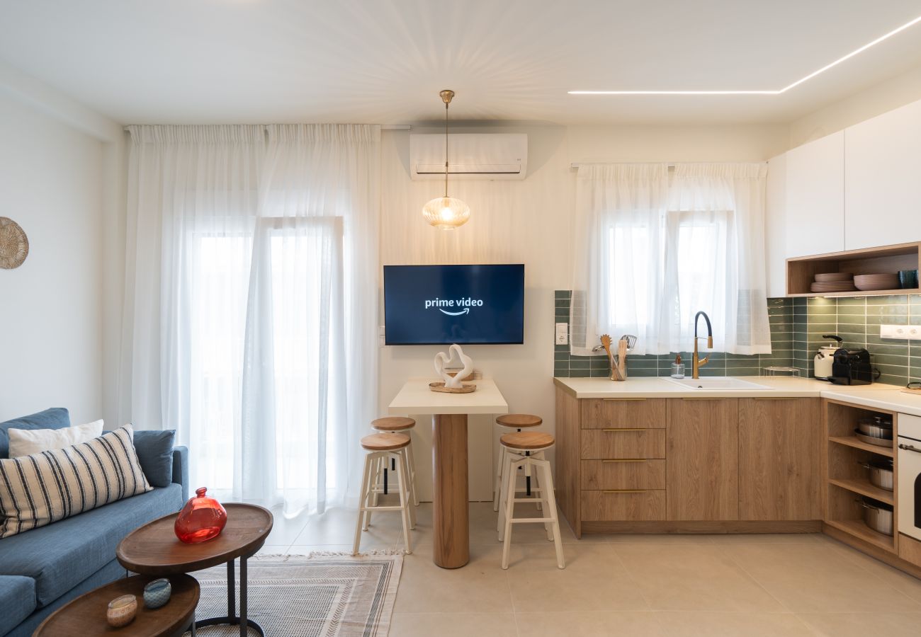 Apartment in Athens - 2BR Beautiful Apt In Thissio Near Agora &Acropolis