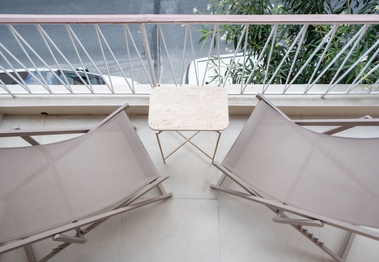 Apartment in Athens - 2BR Beautiful Apt In Thissio Near Agora &Acropolis