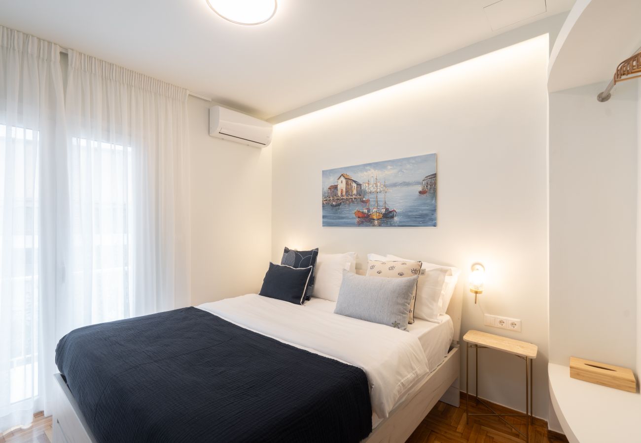 Apartment in Athens - 2BR Beautiful Apt In Thissio Near Agora &Acropolis