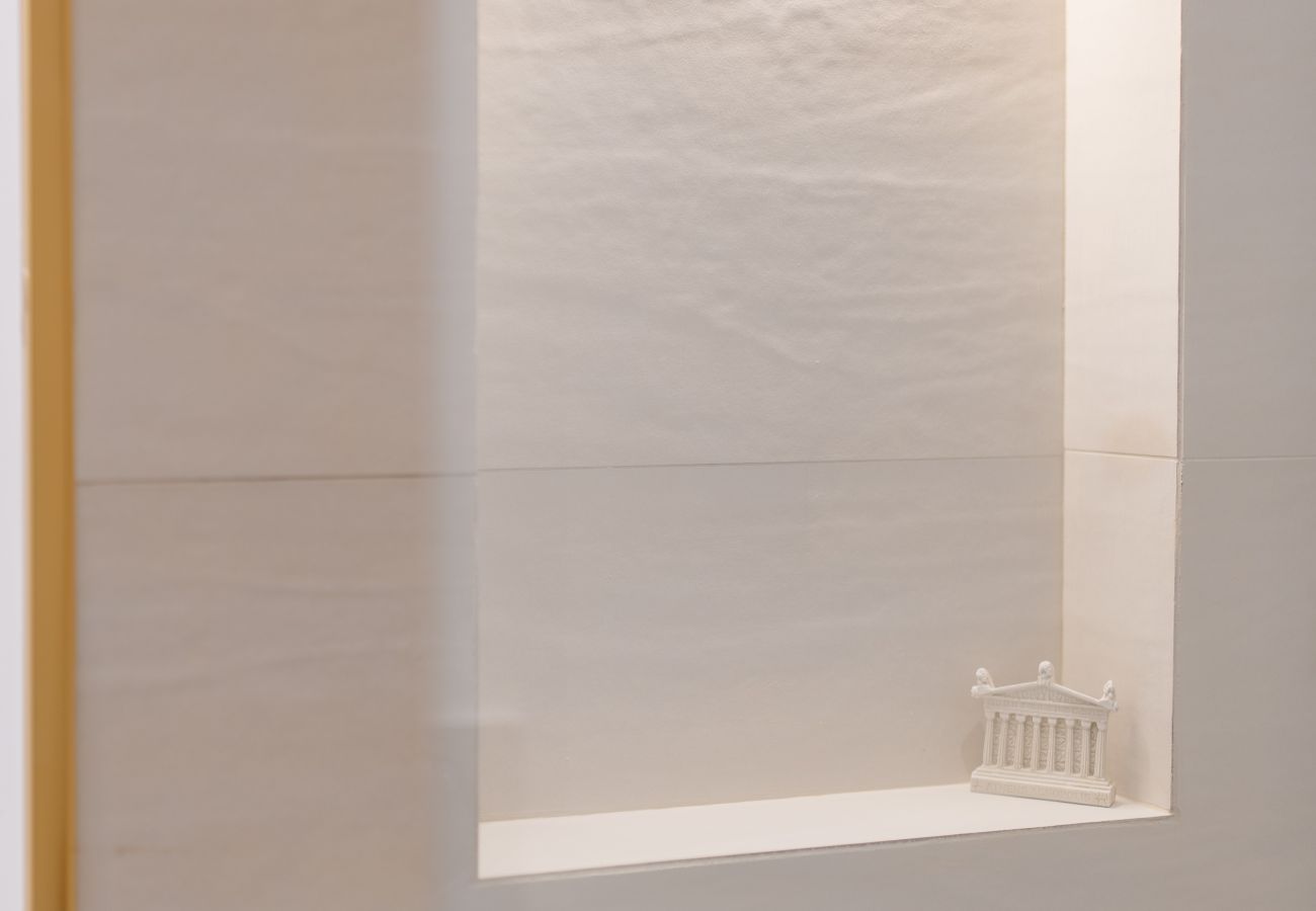 Apartment in Athens - 2BR Beautiful Apt In Thissio Near Agora &Acropolis