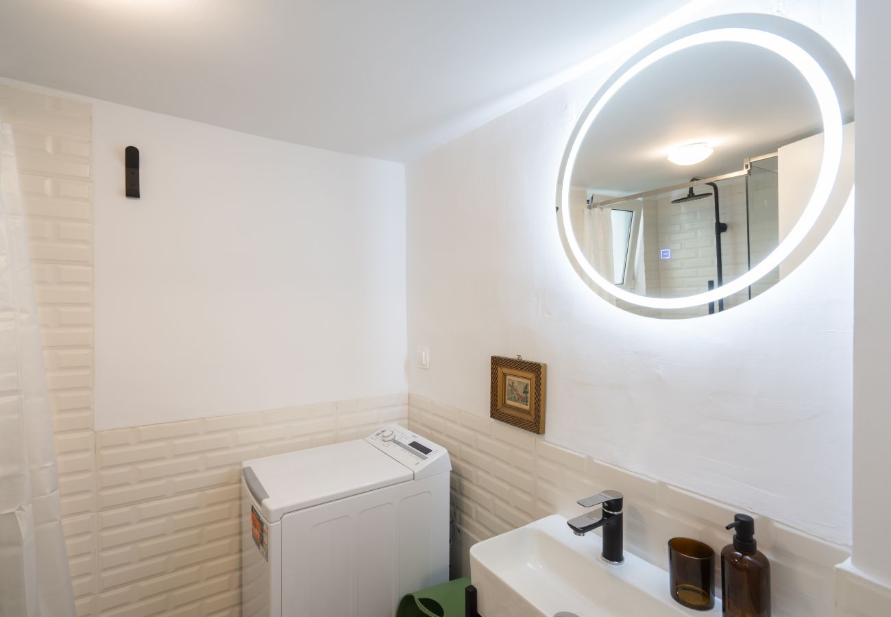 Apartment in Athens - 2BR Designer Apt Near Metro With Private Garden