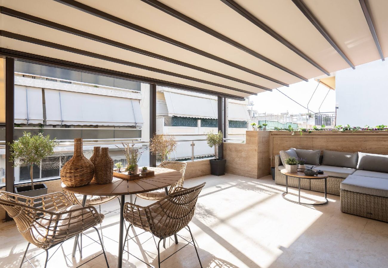 House in Athens - 3BR Private House w/ 3 Bathrooms & Amazing Balcony