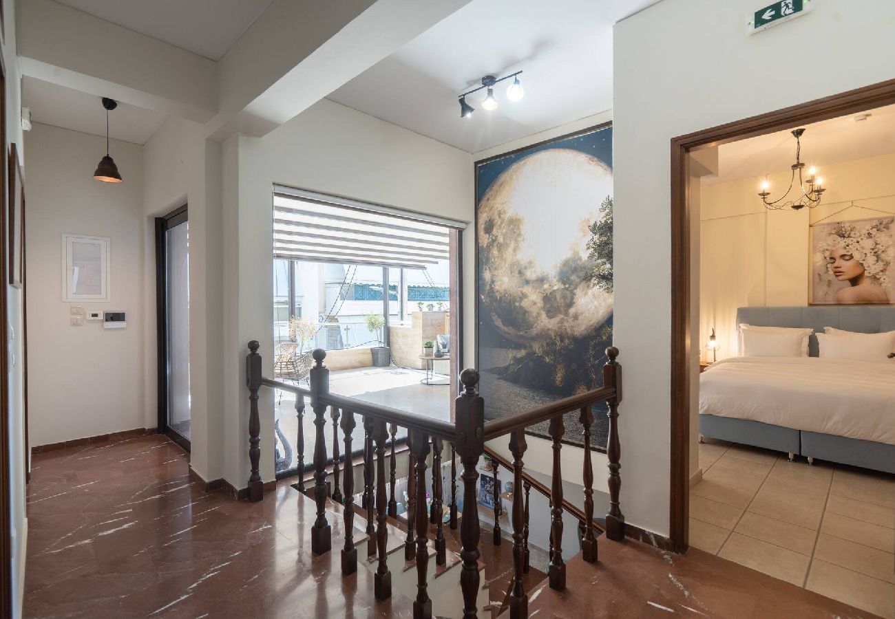 House in Athens - 3BR Private House w/ 3 Bathrooms & Amazing Balcony