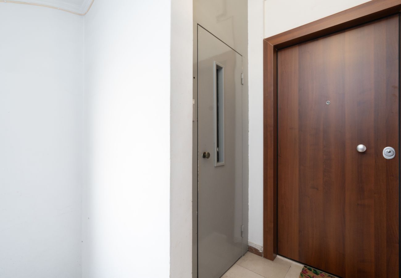 Apartment in Athens - 1BR Cozy Apt Near Metro w/ Huge Balcony &City View