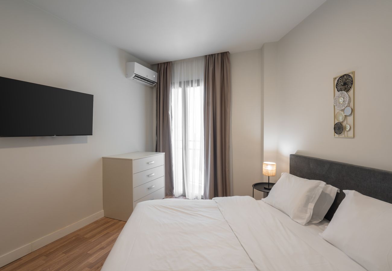 Apartment in Athens - Modern 2BR w/ Rooftop Sauna / Gym / Meeting Room