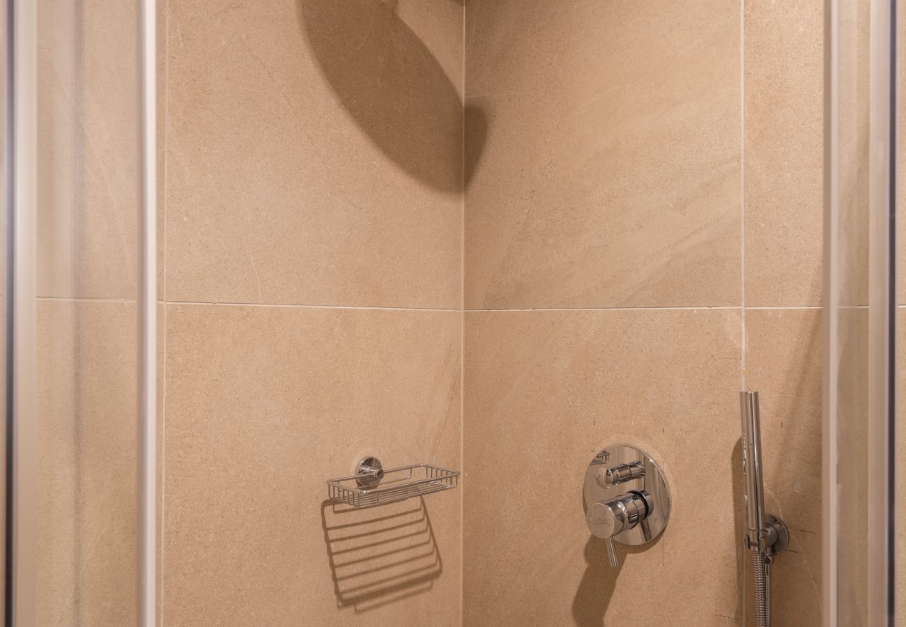 Apartment in Athens - Modern 2BR w/ Rooftop Sauna / Gym / Meeting Room