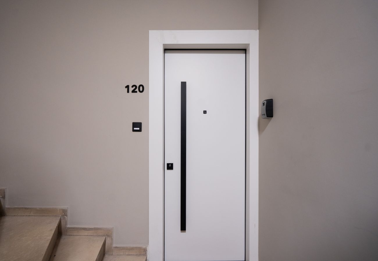 Apartment in Athens - Modern 2BR w/ Rooftop Sauna / Gym / Meeting Room