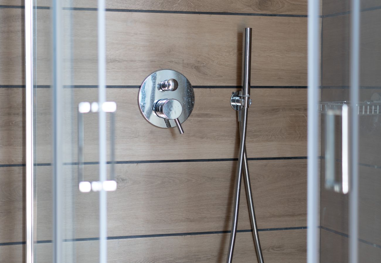 Apartment in Athens - Modern 2BR w/ Rooftop Sauna / Gym / Meeting Room