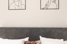 Apartment in Athens - Sporadon 38 3rd floor Left