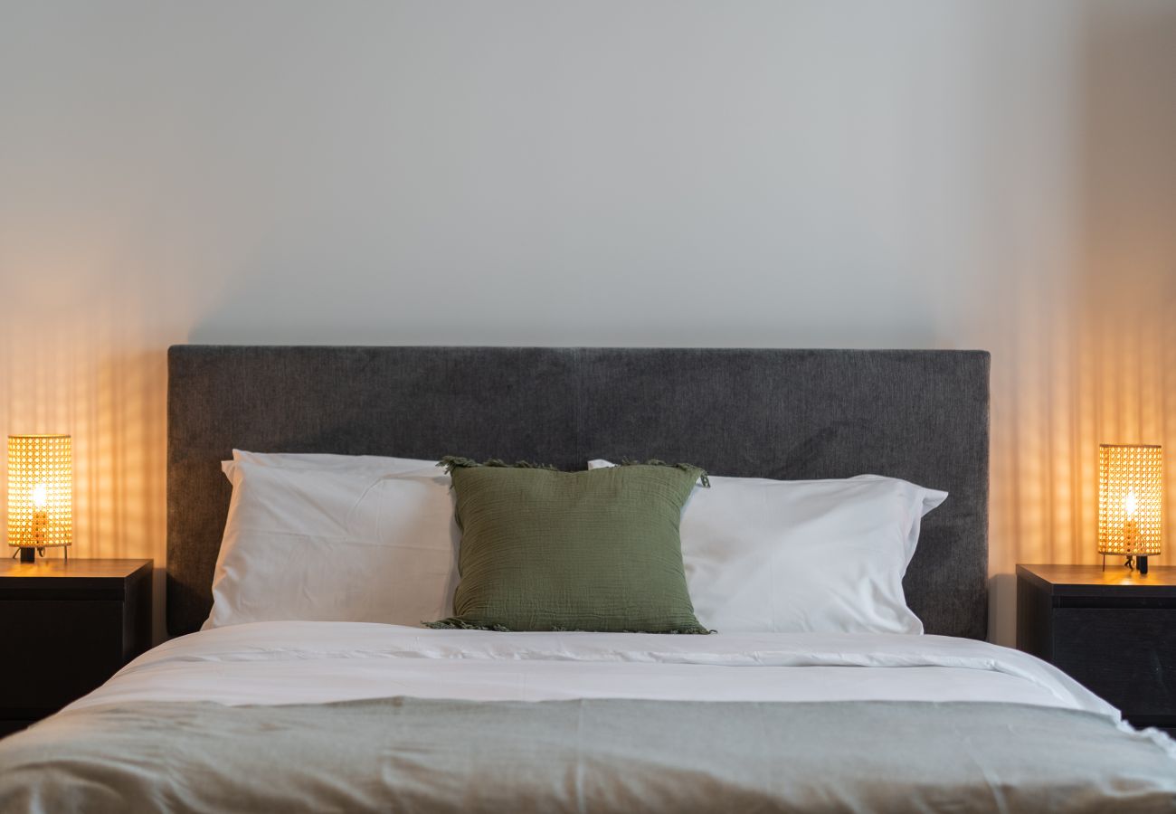 Apartment in Athens - 2BR Apartment + Rooftop Retreat w/ Sauna / Gym