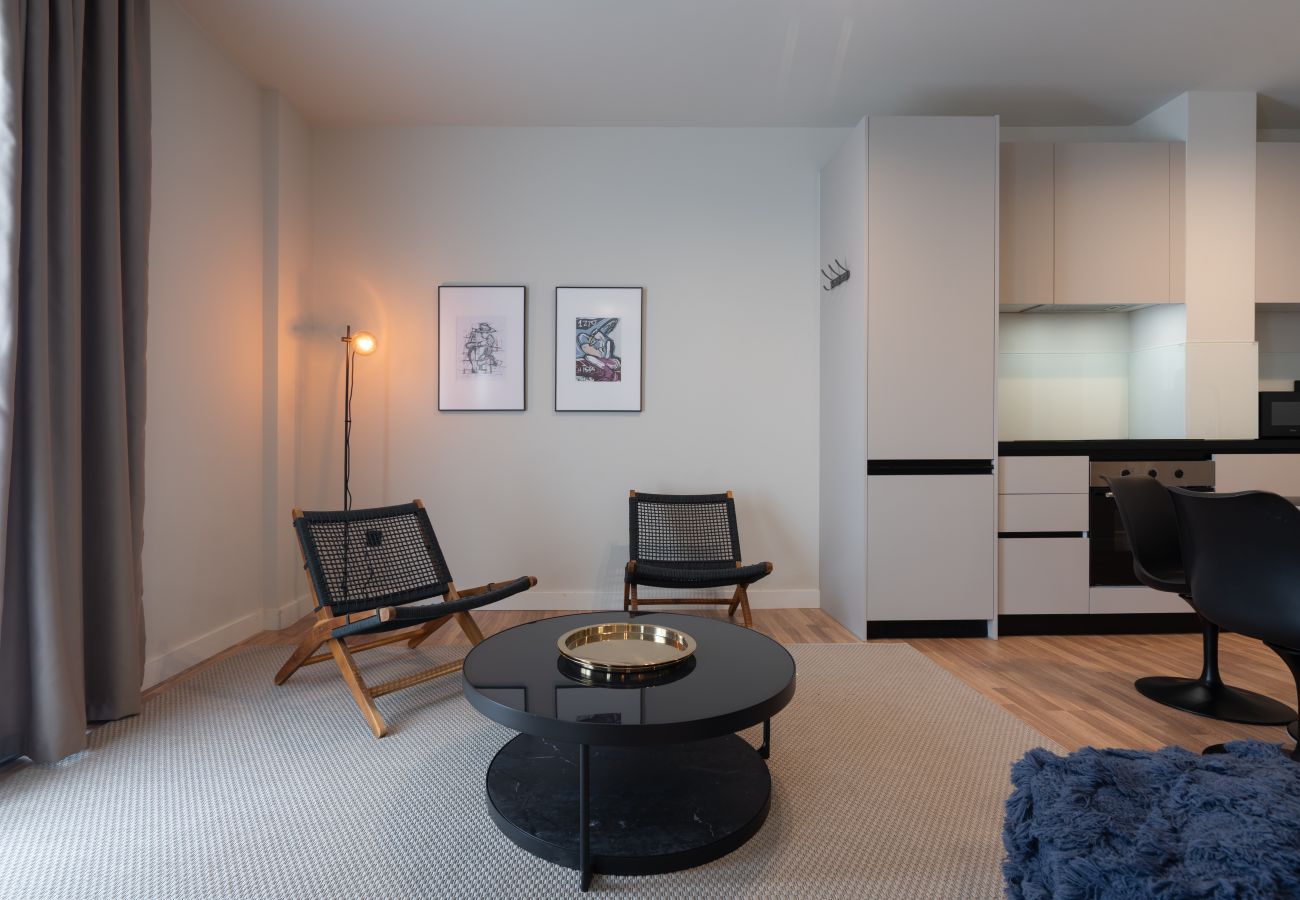 Apartment in Athens - 2BR Apartment + Rooftop Retreat w/ Sauna / Gym