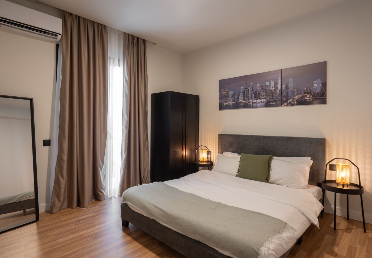 Apartment in Athens - 2BR Apartment + Rooftop Retreat w/ Sauna / Gym