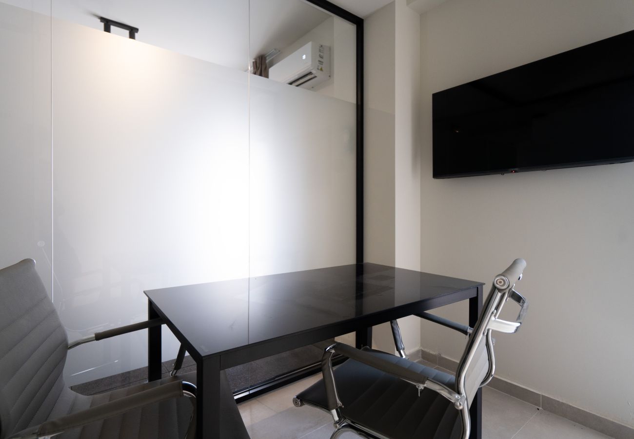 Apartment in Athens - 2BR Apartment + Rooftop Retreat w/ Sauna / Gym