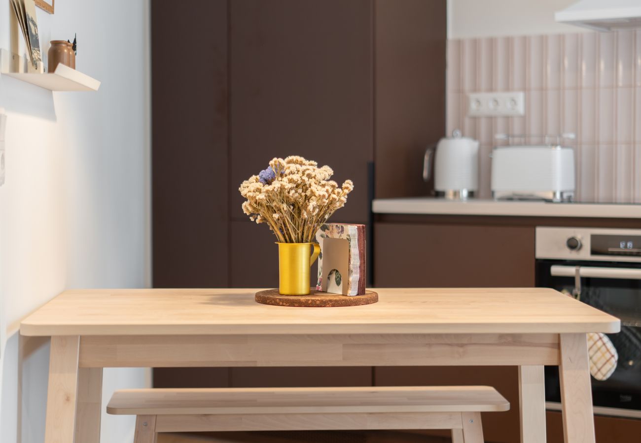 Apartment in Athens - 1BR Designer Apt Next To Metro & 15' From Acropolis
