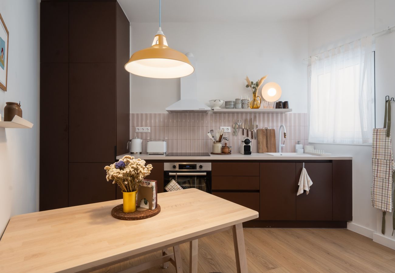 Apartment in Athens - 1BR Designer Apt Next To Metro & 15' From Acropolis