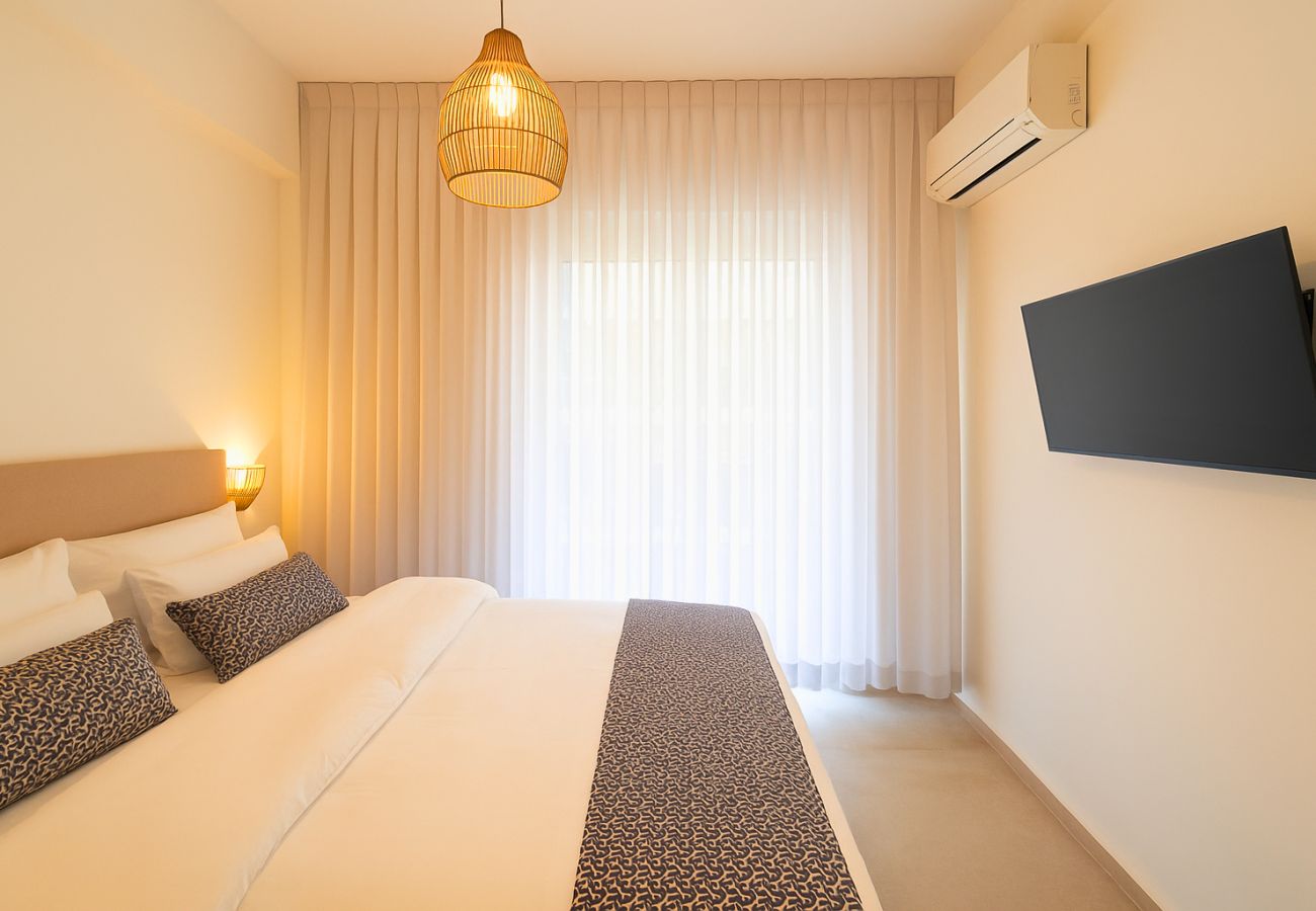 Apartment in Athens - 1BR Modern & Cozy Apt Near Metro, 15' To Acropolis