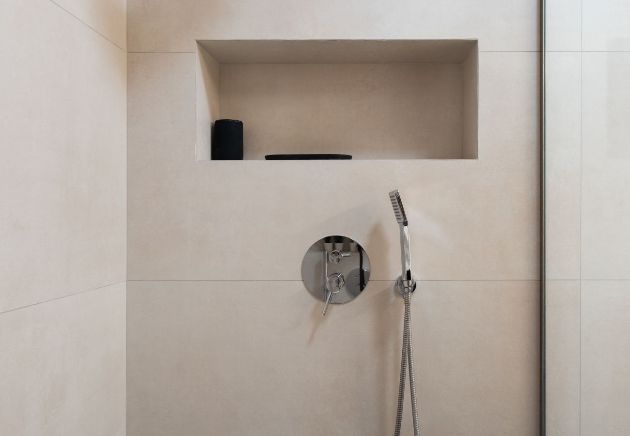Apartment in Athens - 2BR Luxurious Apt in Mets 20' From Acropolis