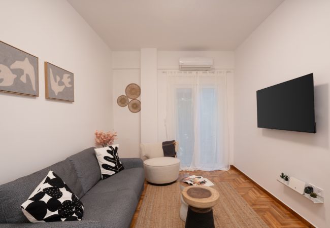 Apartment in Athens - 2BR Gem Apt | Near Kalimarmaro & Metro | Pagkrati