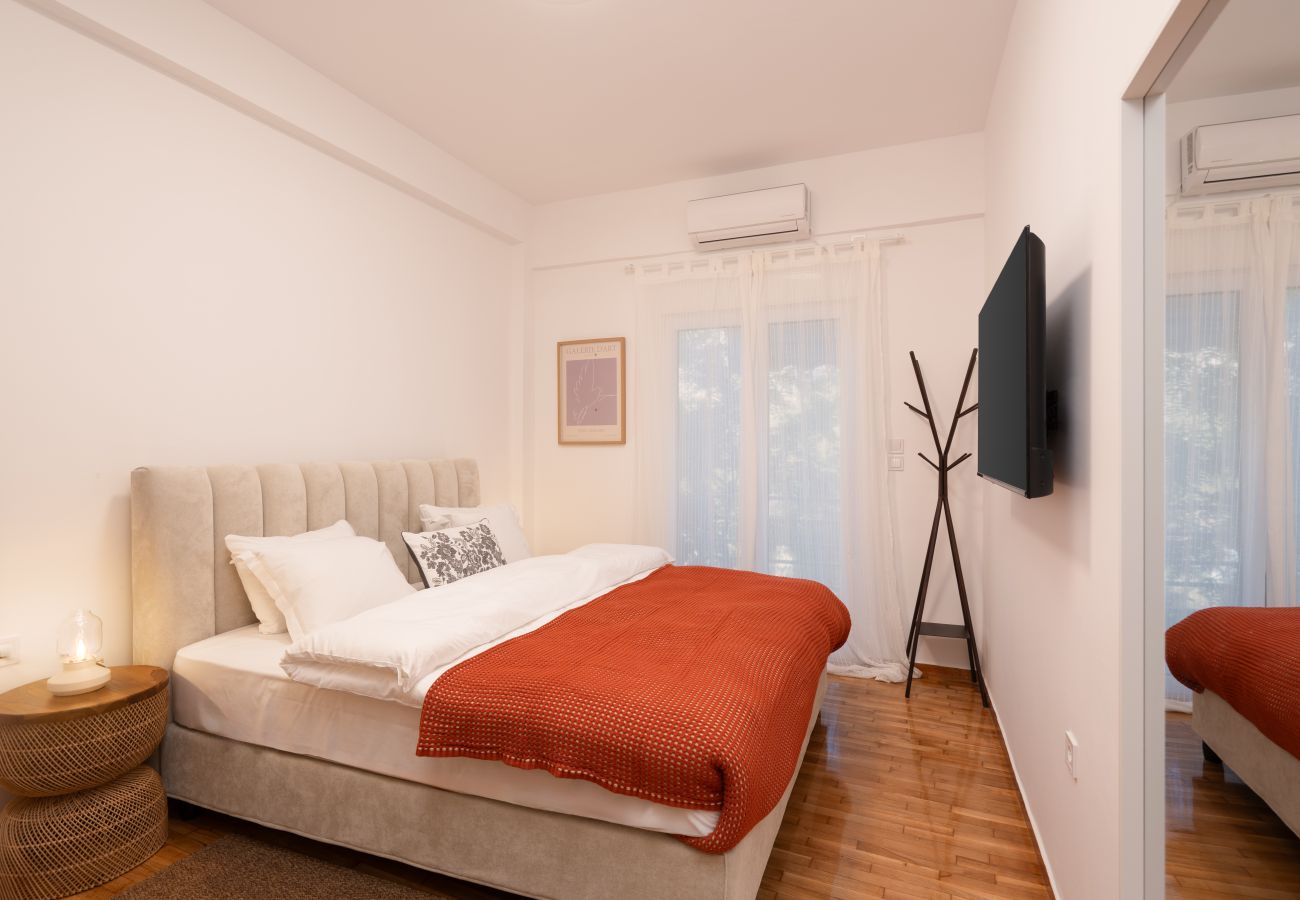Apartment in Athens - 2BR Gem Apt | Near Kalimarmaro & Metro | Pagkrati