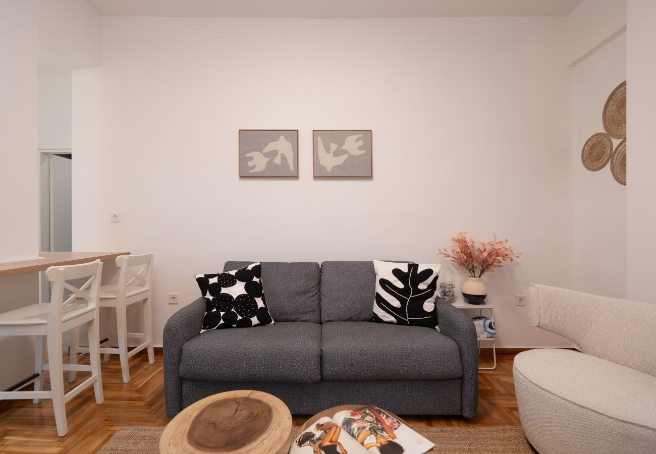 Apartment in Athens - 2BR Gem Apt | Near Kalimarmaro & Metro | Pagkrati