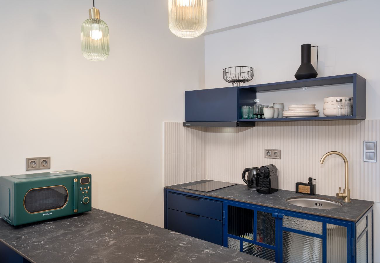 Apartment in Athens - Suite Studio Near Metro | Starlink | Rooftop Views