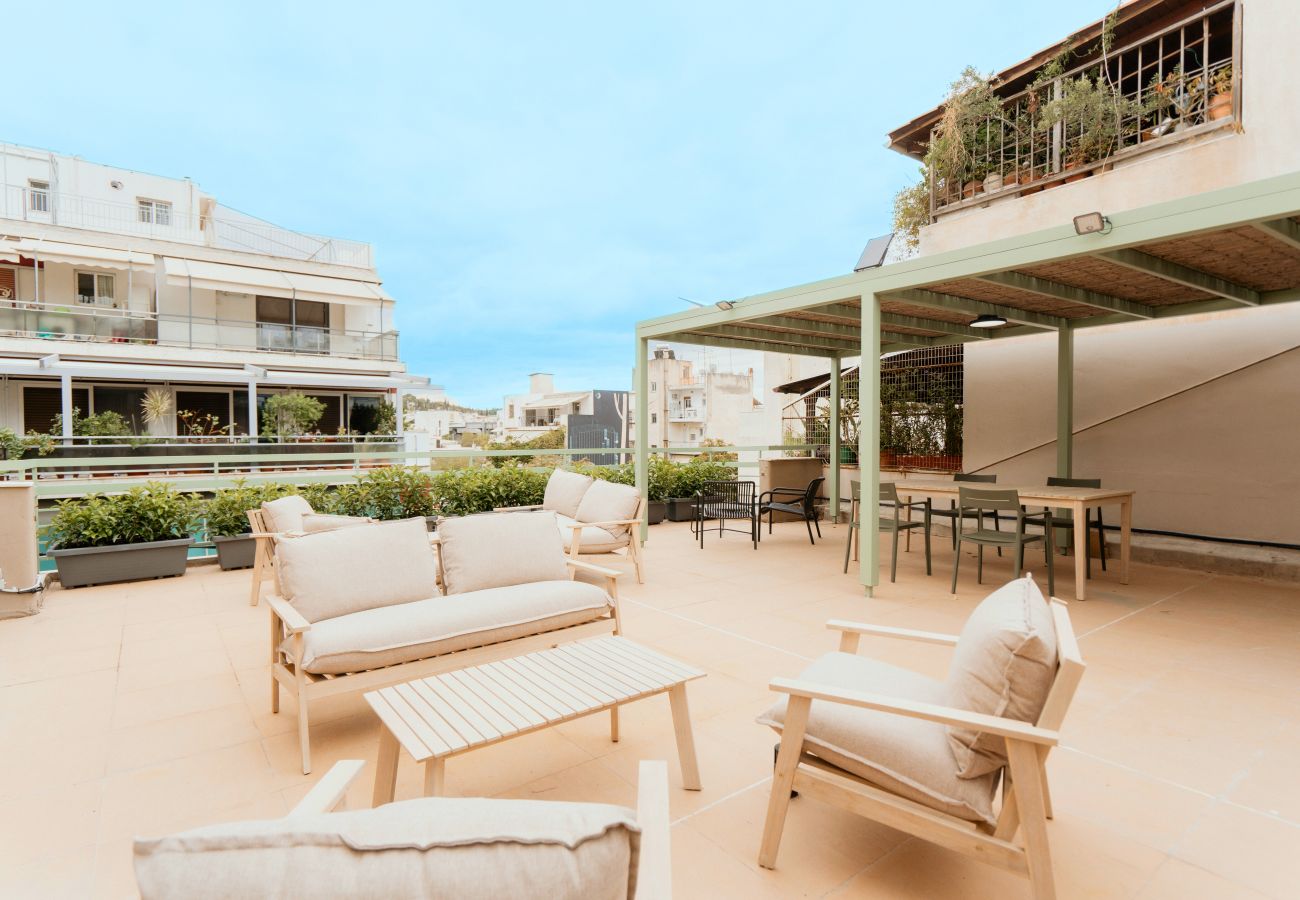 Apartment in Athens - Suite Studio Near Metro | Starlink | Rooftop Views