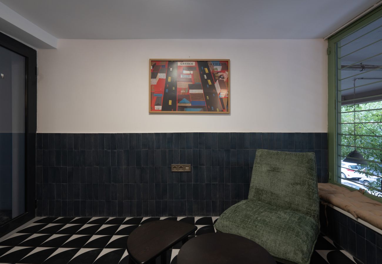 Apartment in Athens - Elegant Studio | Metro | Starlink | Huge Rooftop
