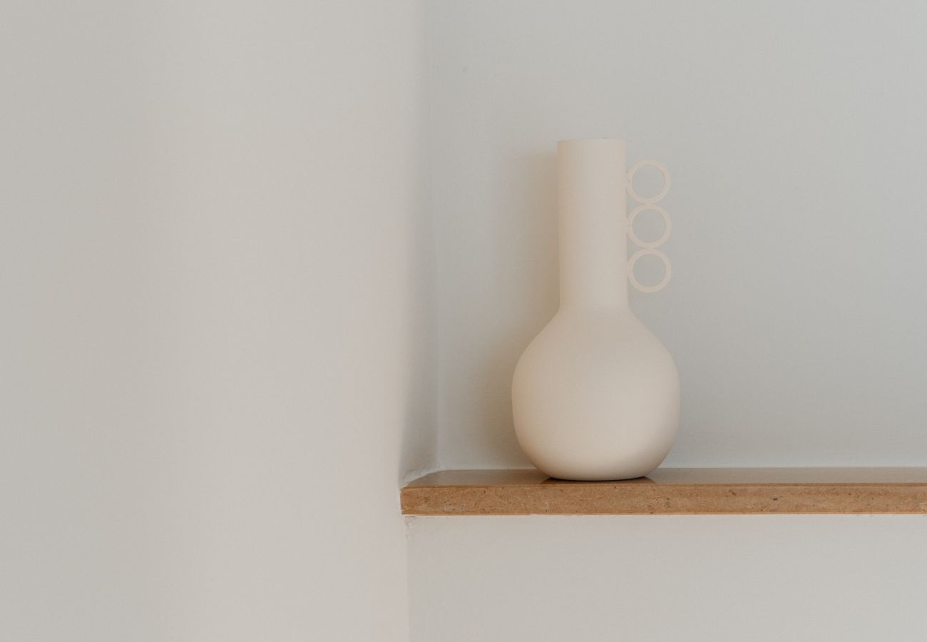 Apartment in Athens - Gem Studio | Near Metro | Starlink |Rooftop Views