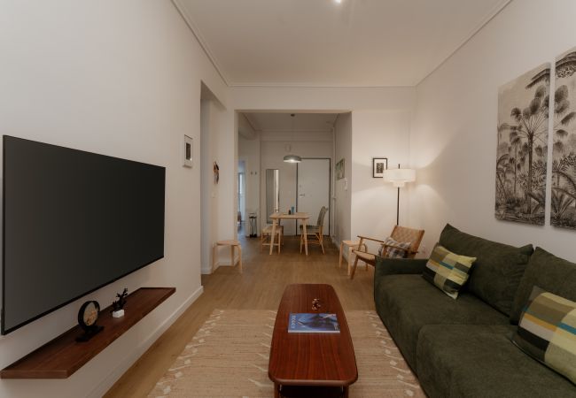 Apartment in Athens - Cozy 2BR Apartment • Warm, Bright & Steps to Metro