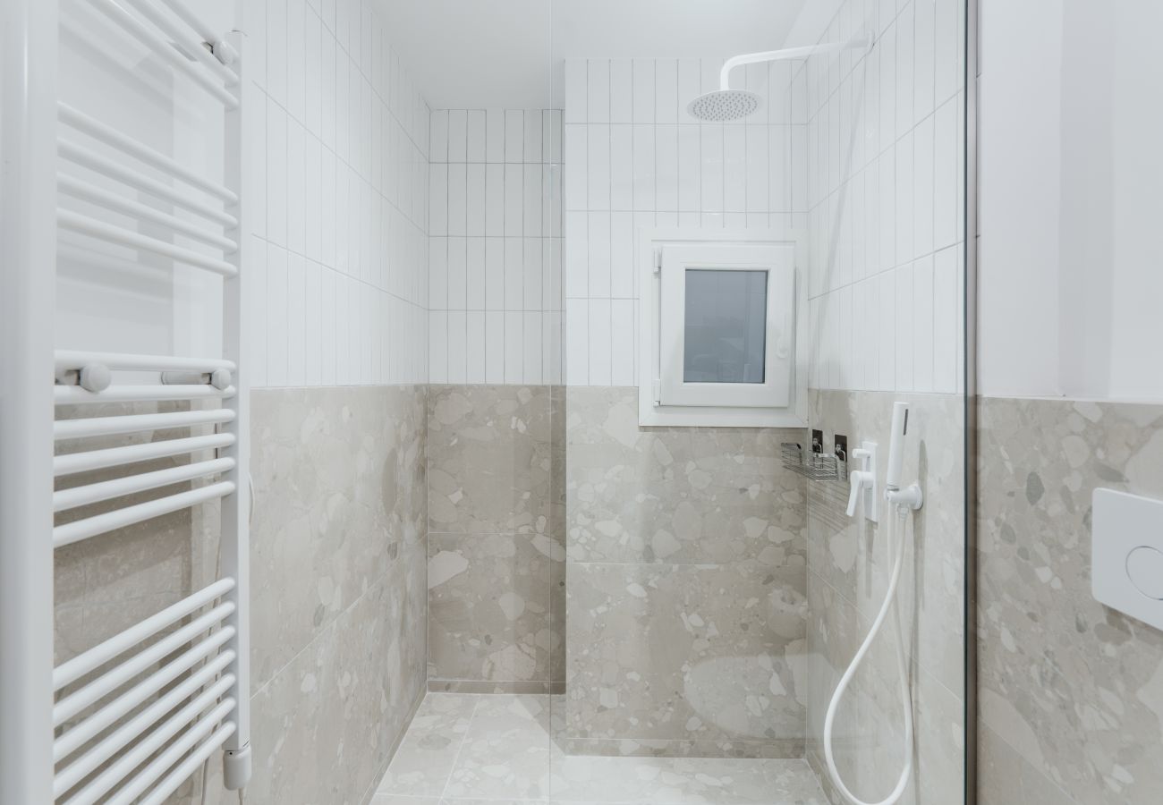 Apartment in Athens - Cozy 2BR Apartment • Warm, Bright & Steps to Metro