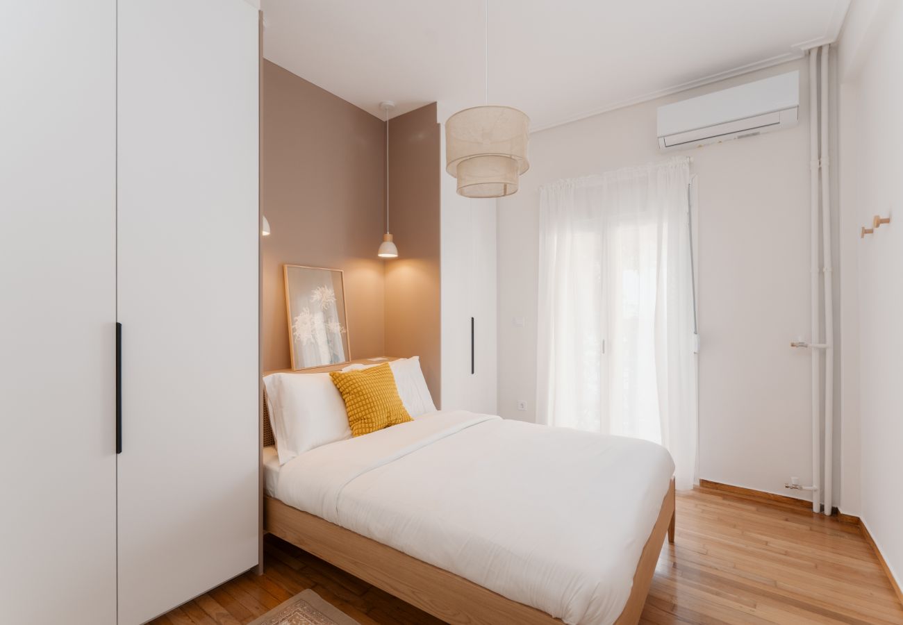 Apartment in Athens - Cozy 2BR Apartment • Warm, Bright & Steps to Metro